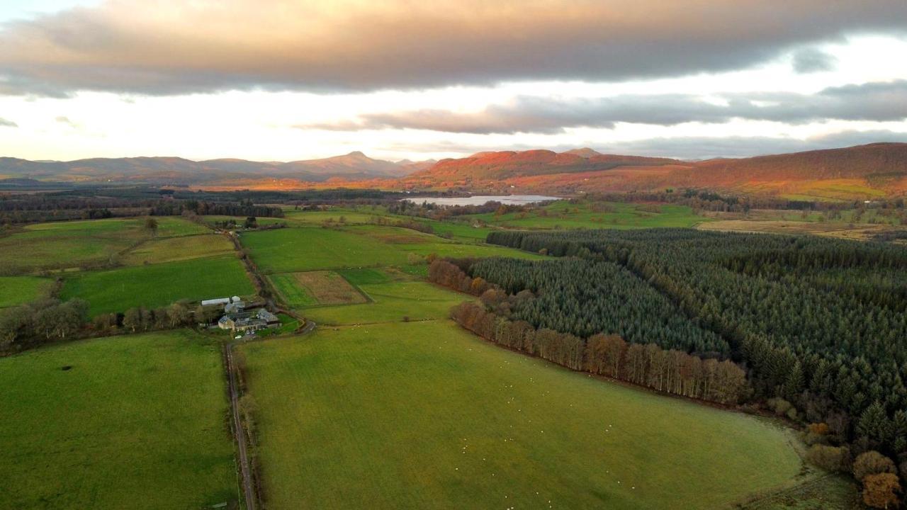 Trossachs Barn & Cabin - Boutique B&B Port Of Menteith Exterior photo